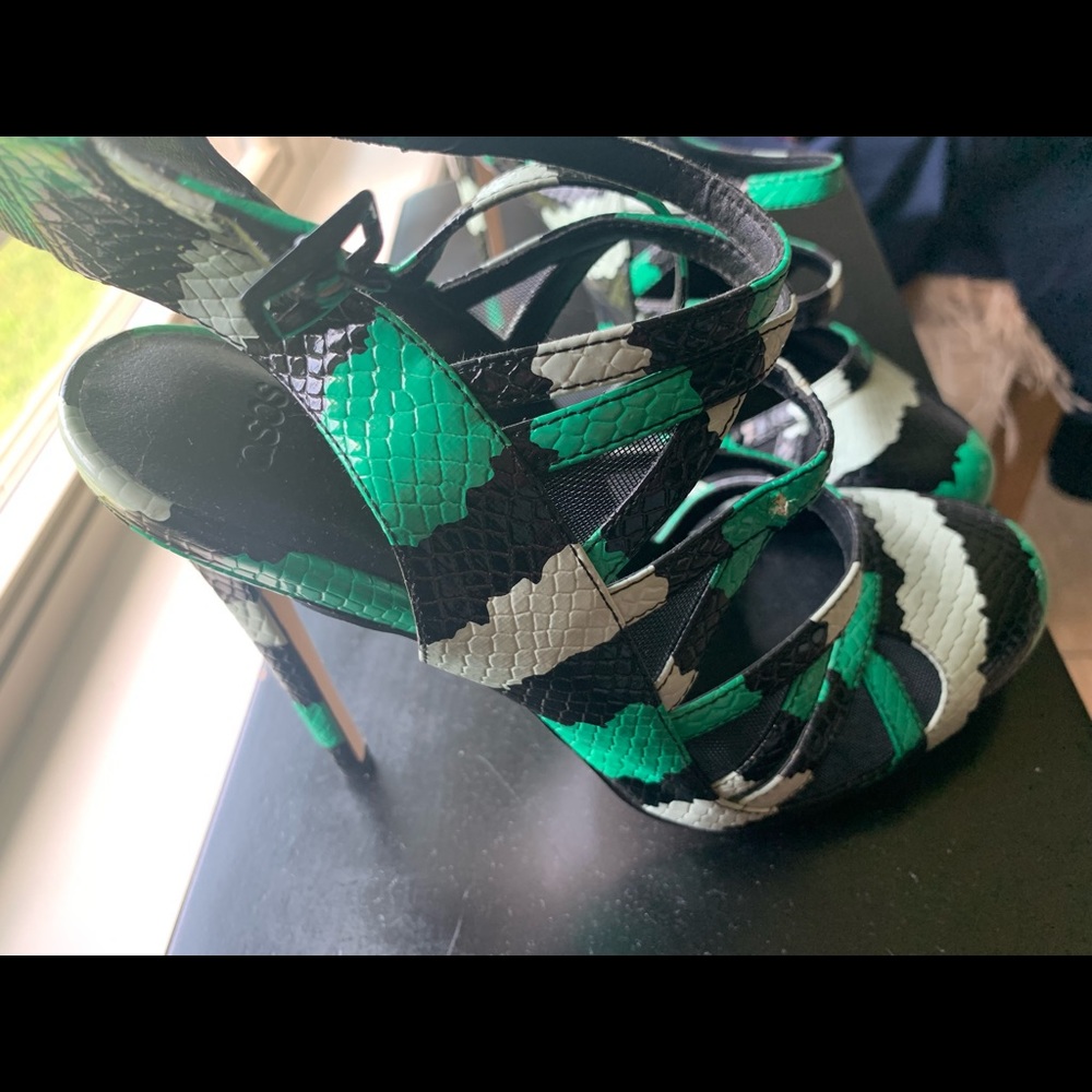 COPY - Snake skin heel sure to turn heads